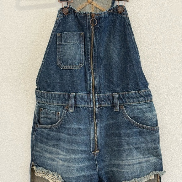 NWOT Free People Denim Shortalls size 25 - Picture 3 of 4